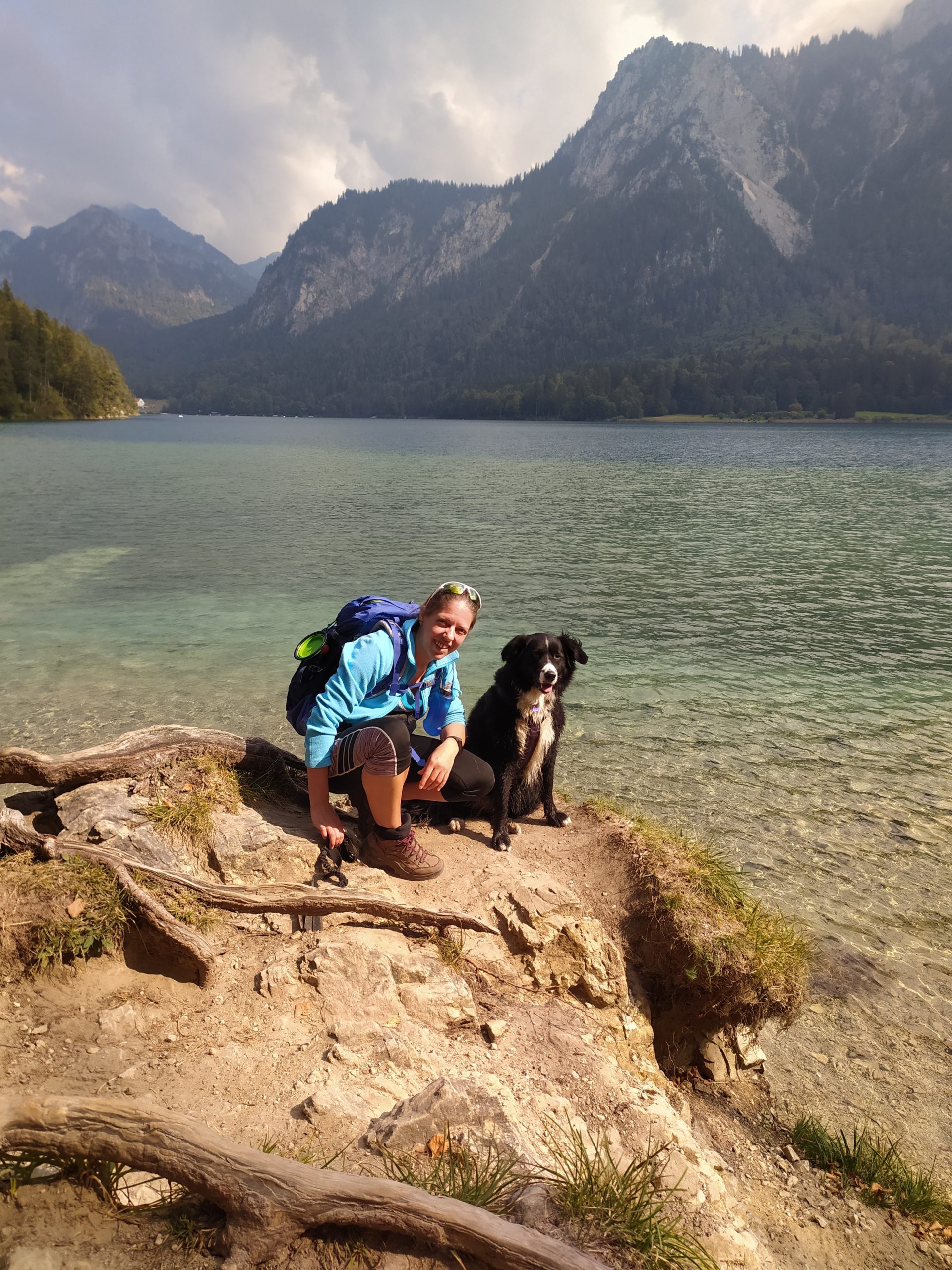 Freya und Andrea vor dem Alpsee